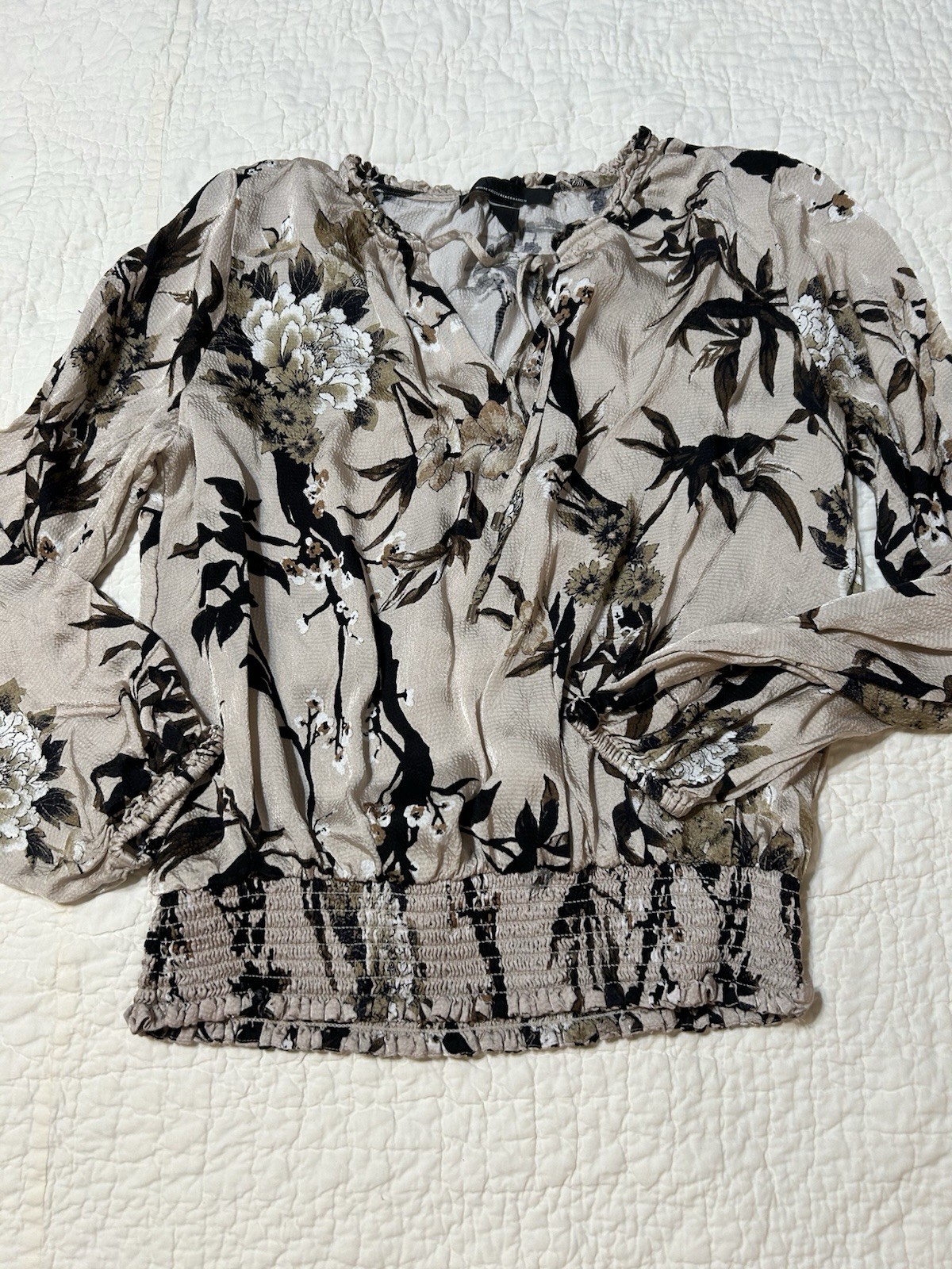 White House Black Market Womens Size M Top Smocked Waist Draping Sheer Sleeve