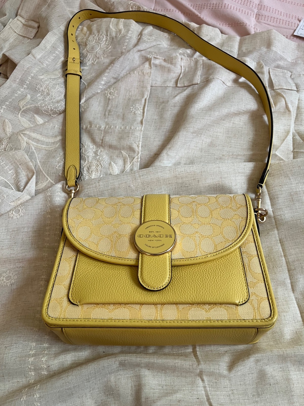Assorted Coach purses, totes & wallets & Michael Kors tote. More pics, just ask.