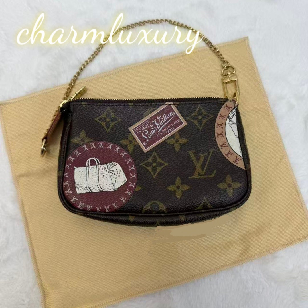 LOUIS VUITTON Monogram Patch Mini Pochette Accessoires Pouch