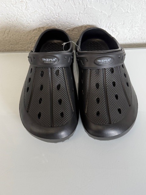 Trooper America Unisex-Adult KC-004 EVA Clogs, Black – Size Men 4 / Women 6
