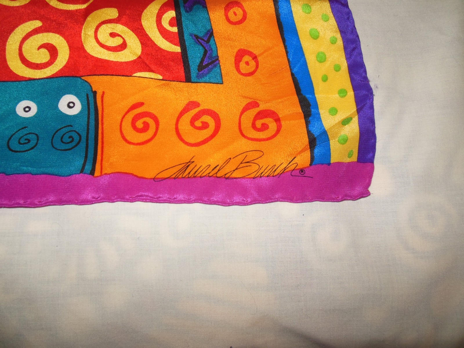 VINTAGE LAUREL BURCH 100% SILK CAT & FISH 21″ SQUARE SCARF