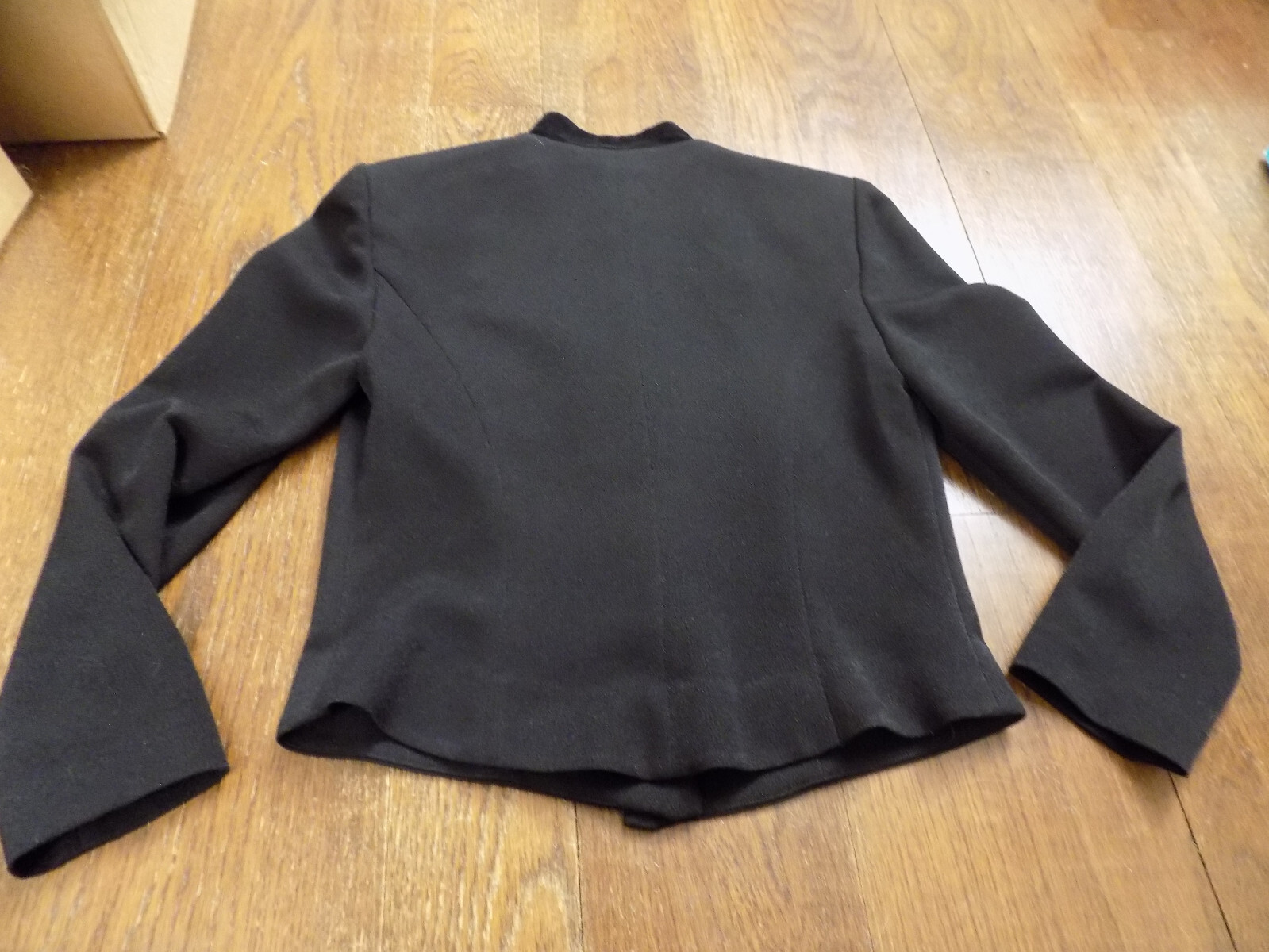 Vtg Jessica Howard Blazer Jacket Mandarin Collar Black sz 8P Gold Velvet Buttons