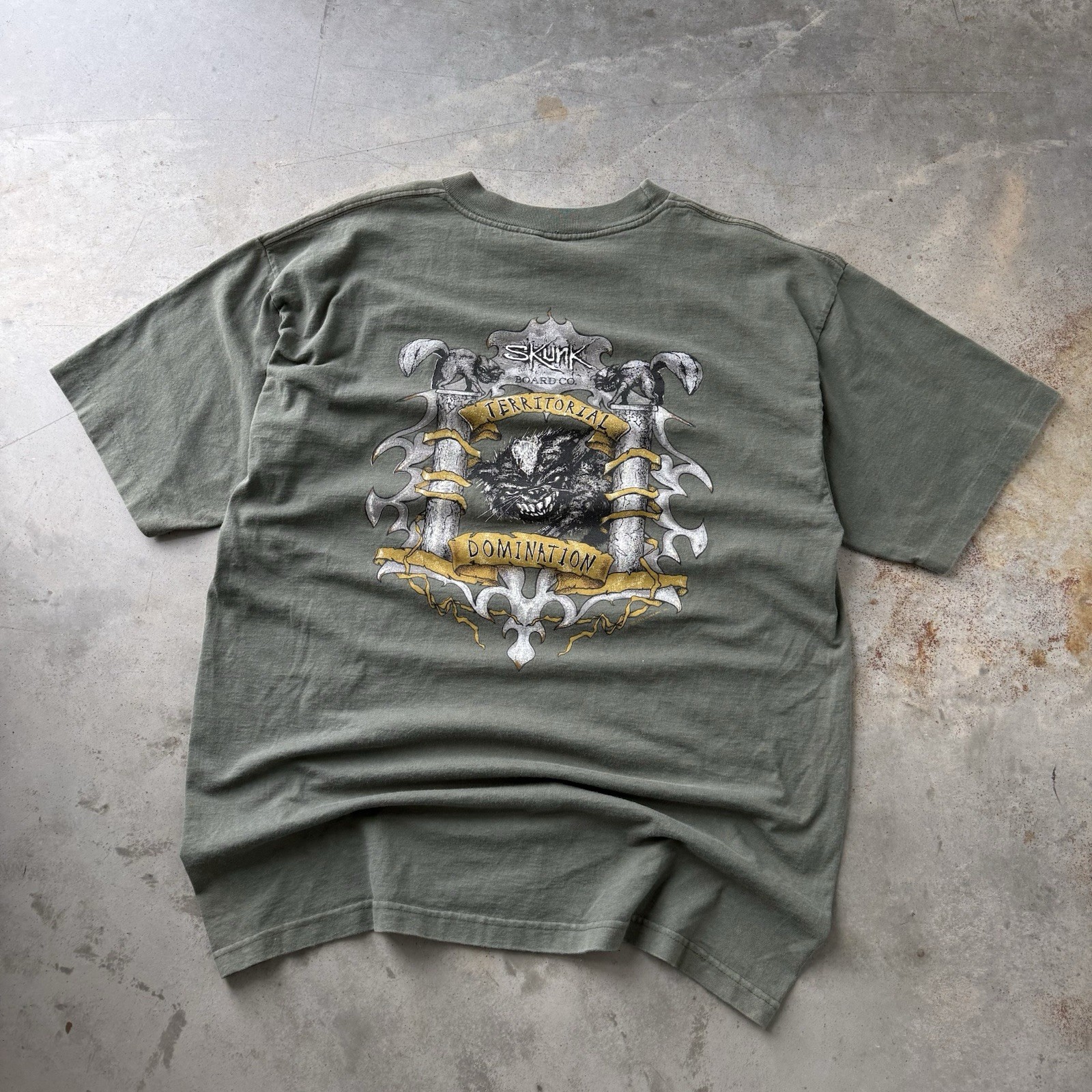 Vintage 90’s Skunk Board Company Skate Brand Skater T-shirt Size XL Obscure Rare