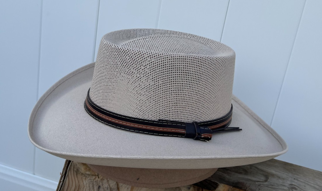 SAND COLOR MEN’S PANAMA STYLE SUMMER HAT LIGHT WEIGHT BEACH OR GOLF STYLE HAT