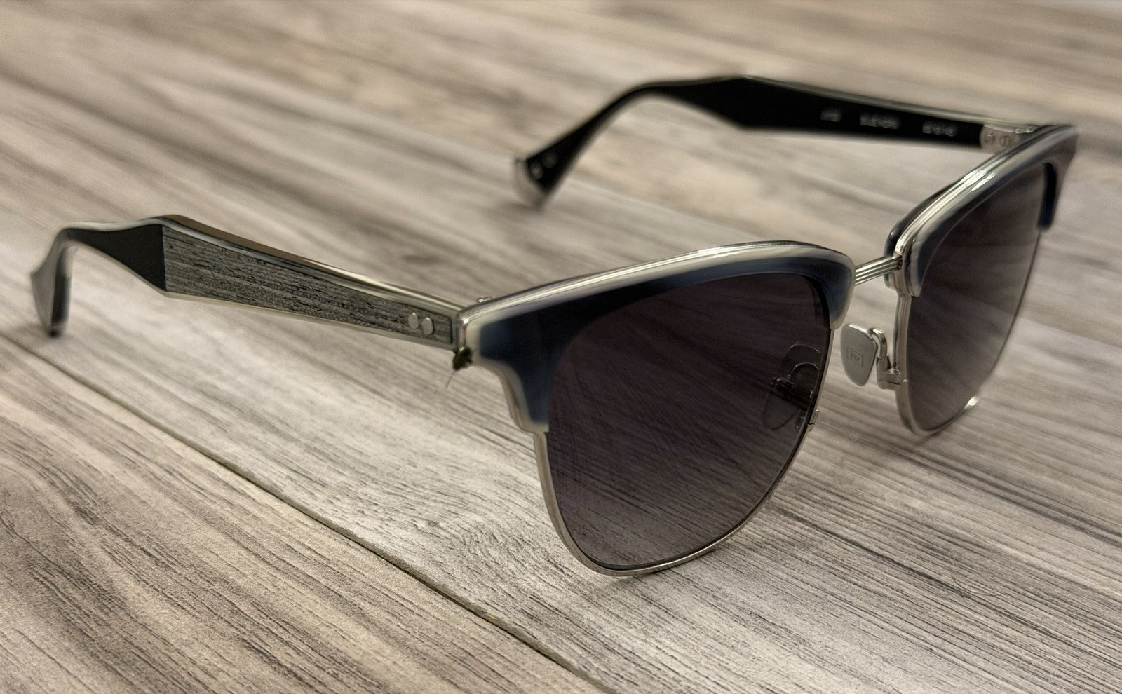 ($860) NWOT John Varvatos Limited Edition Artisan Sunglasses (Blue Horn)