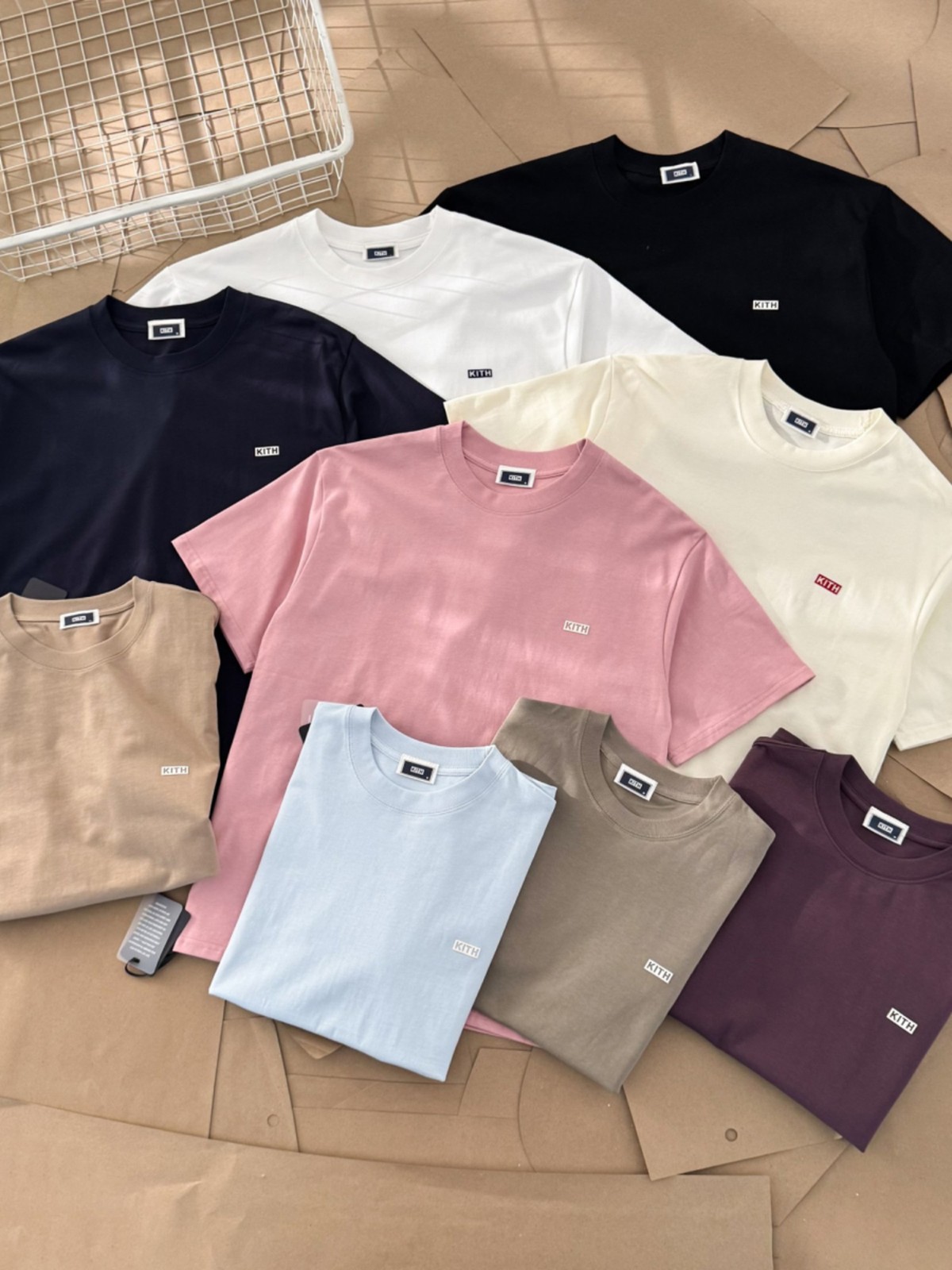 Kith Simple Flocked Small Box Logo Loose Neck Solid Color Short Sleeve Couple