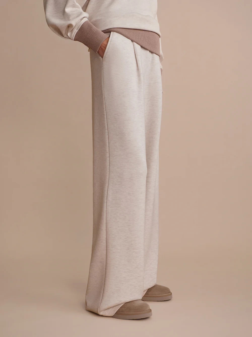 Brand New Varley The Extra Wide Leg Pant Multiple Colors and Sizes In Hand