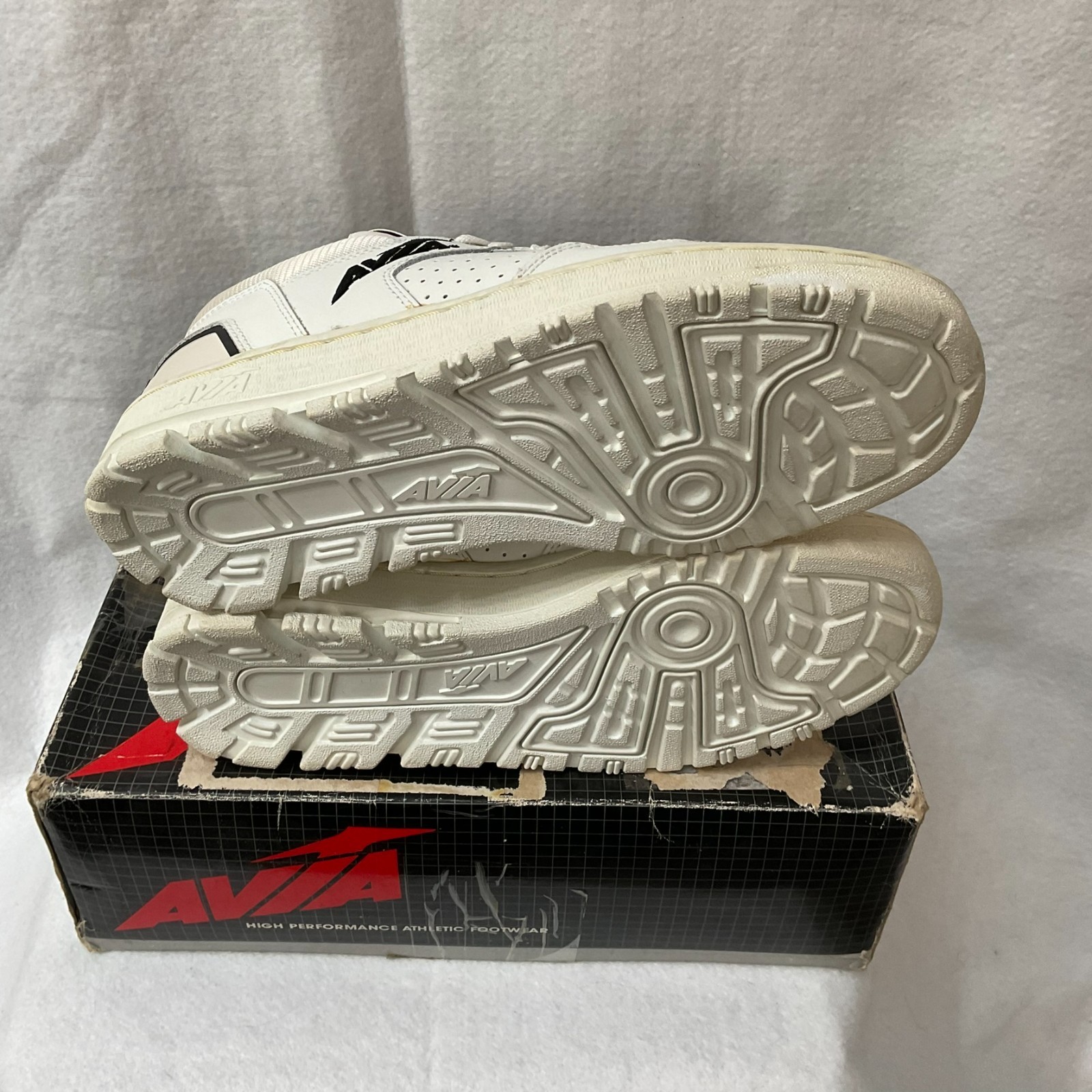 Avia Vintage 834 Deadstock 10 Sneakers Shoes Basketball DS