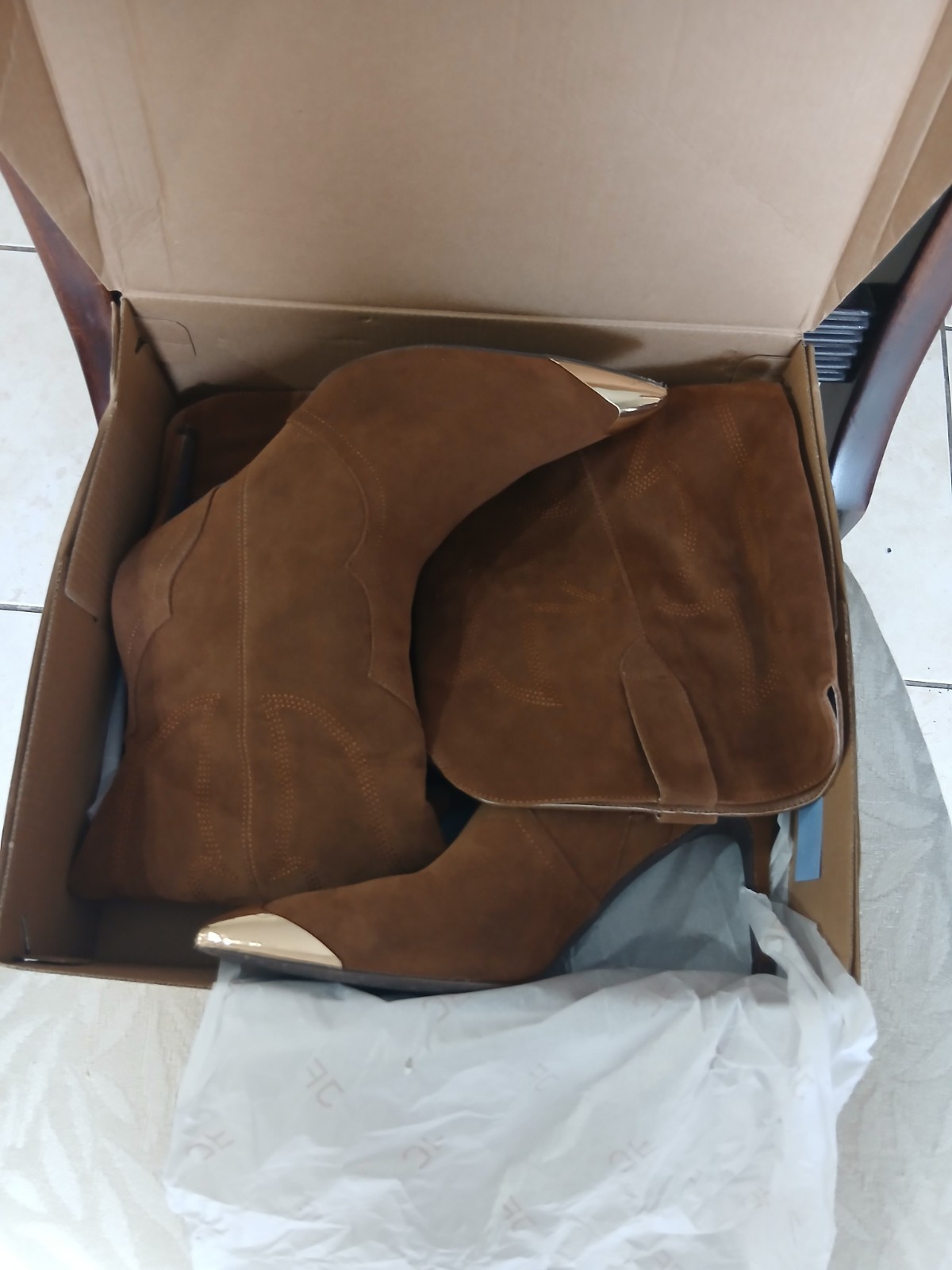 Womens Knee High Boots Size 6 Brown Faux Suede Western Stiletto Heel 20”