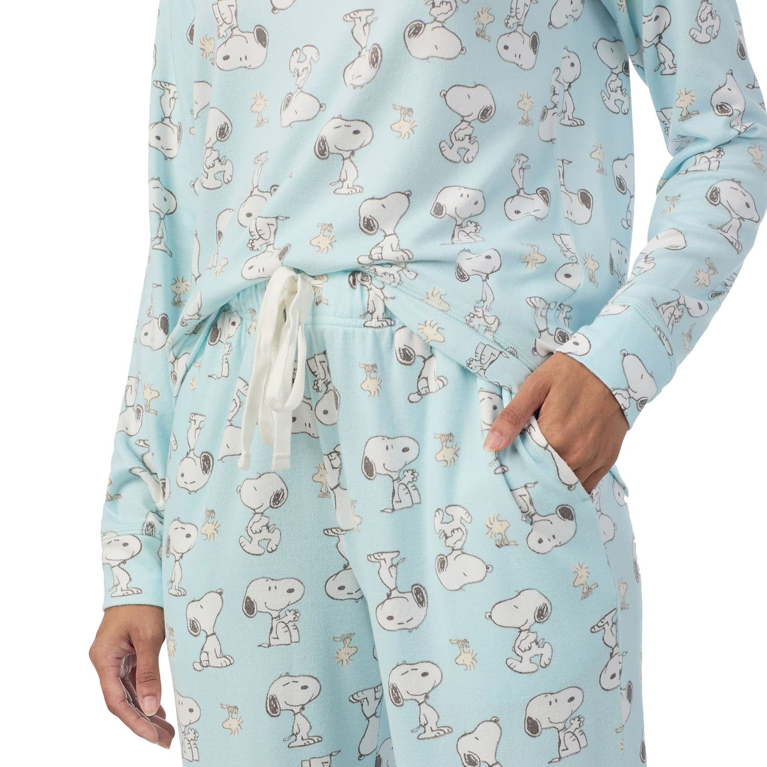 Snoopy Women’s 2-Piece Pullover and Jogger Pajama Set Many Size NEW
