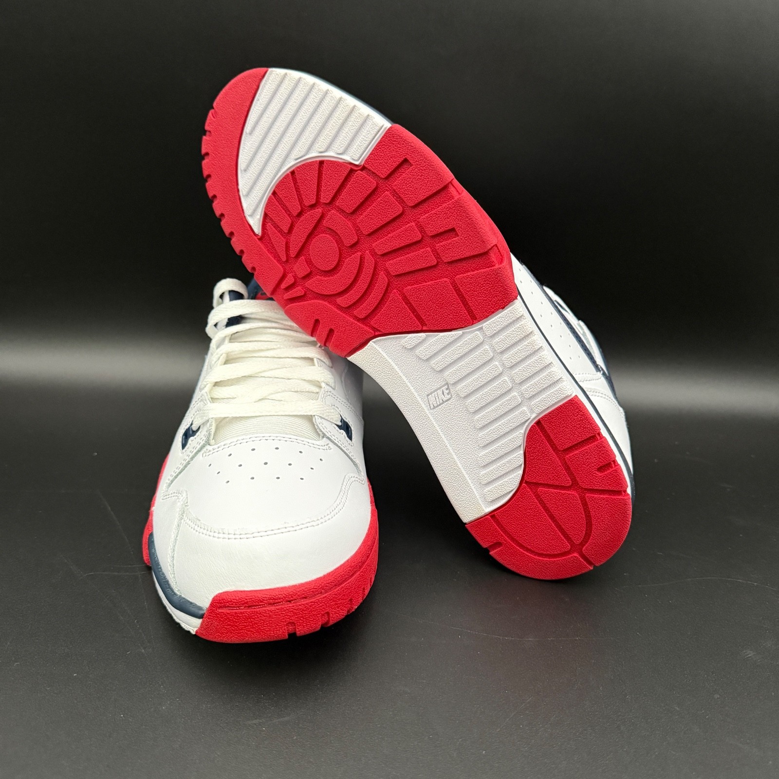 Nike Cross Trainer Low White Gym Red Blue Retro Sneakers CQ9182-101 Mens Size