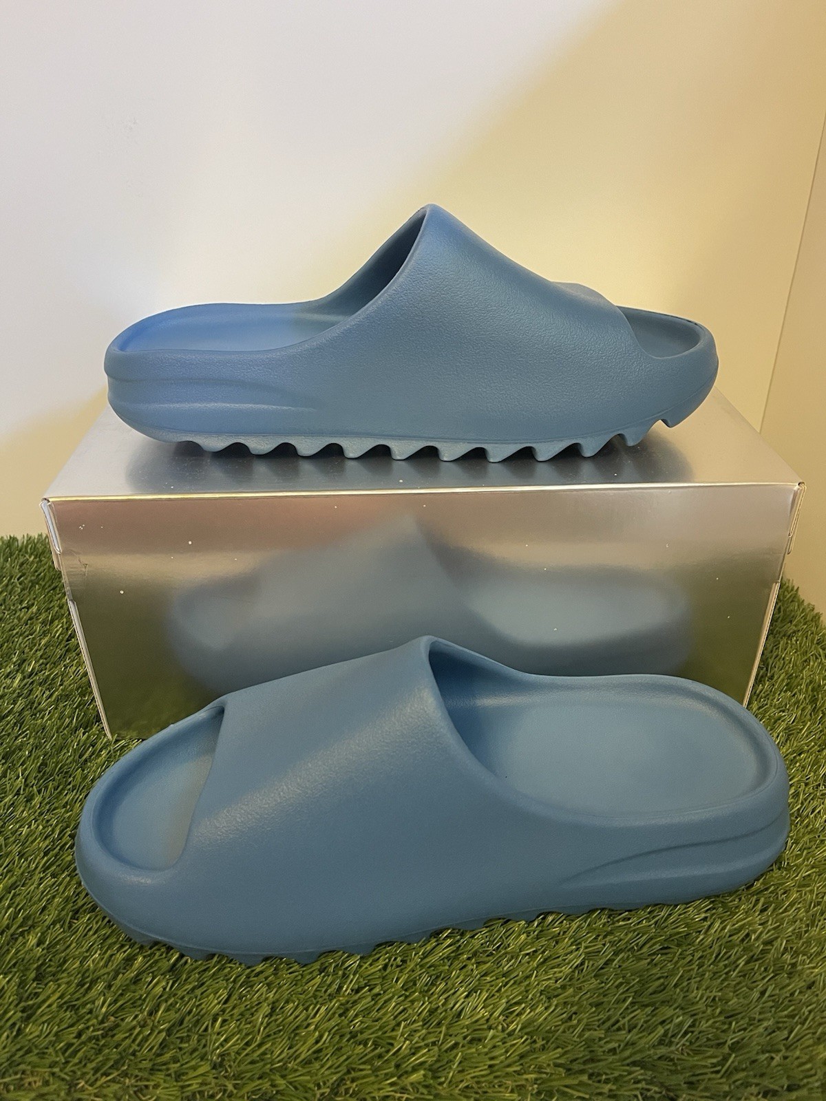 YEEZY YS-01 RARE Blue Rubber Slide Sandals Men’s US 10 New w/ Box IN HAND