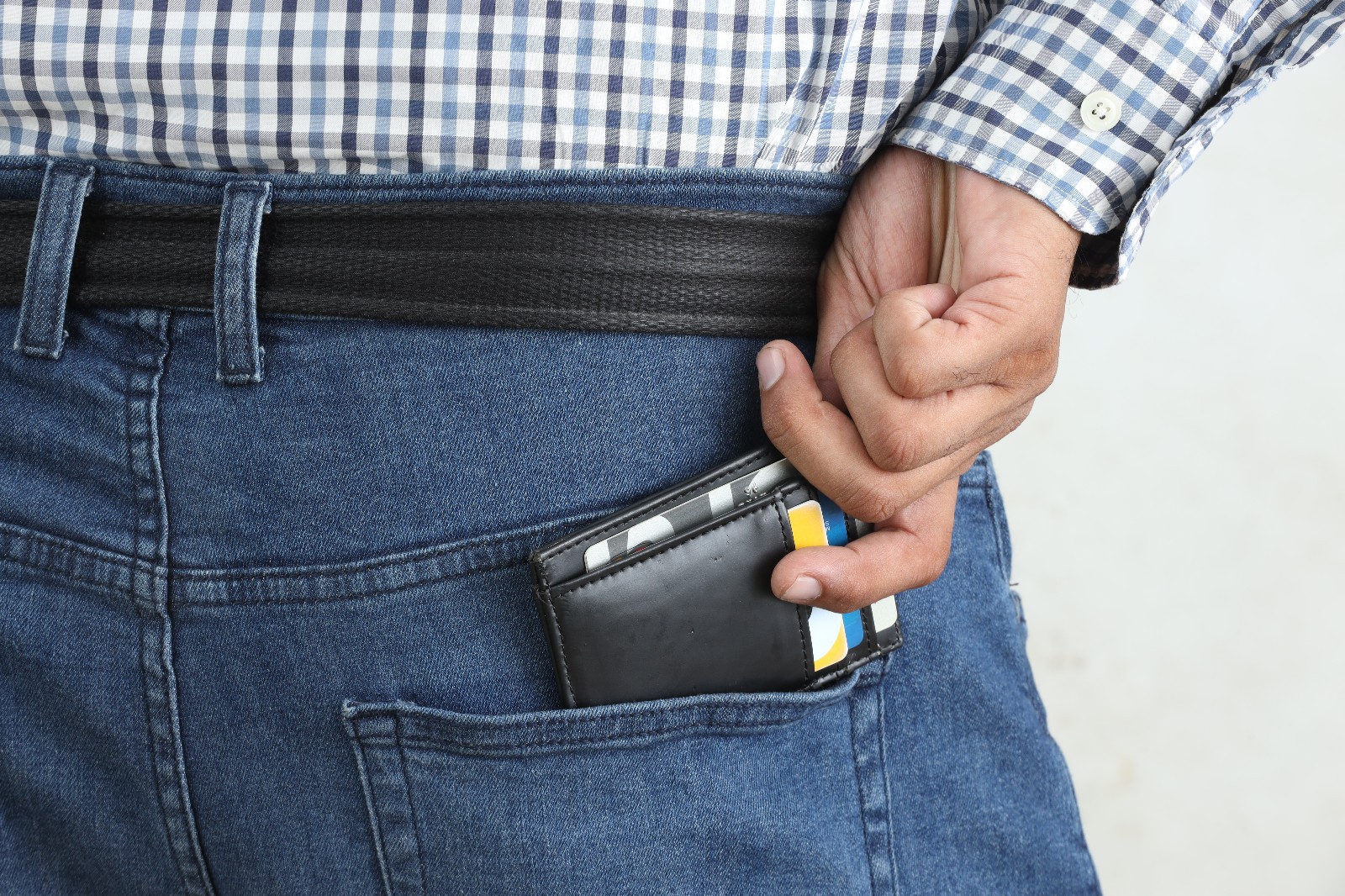 Mens Slim Wallet RFID Blocking Card Holder Front Pockets Leather Wallet Black