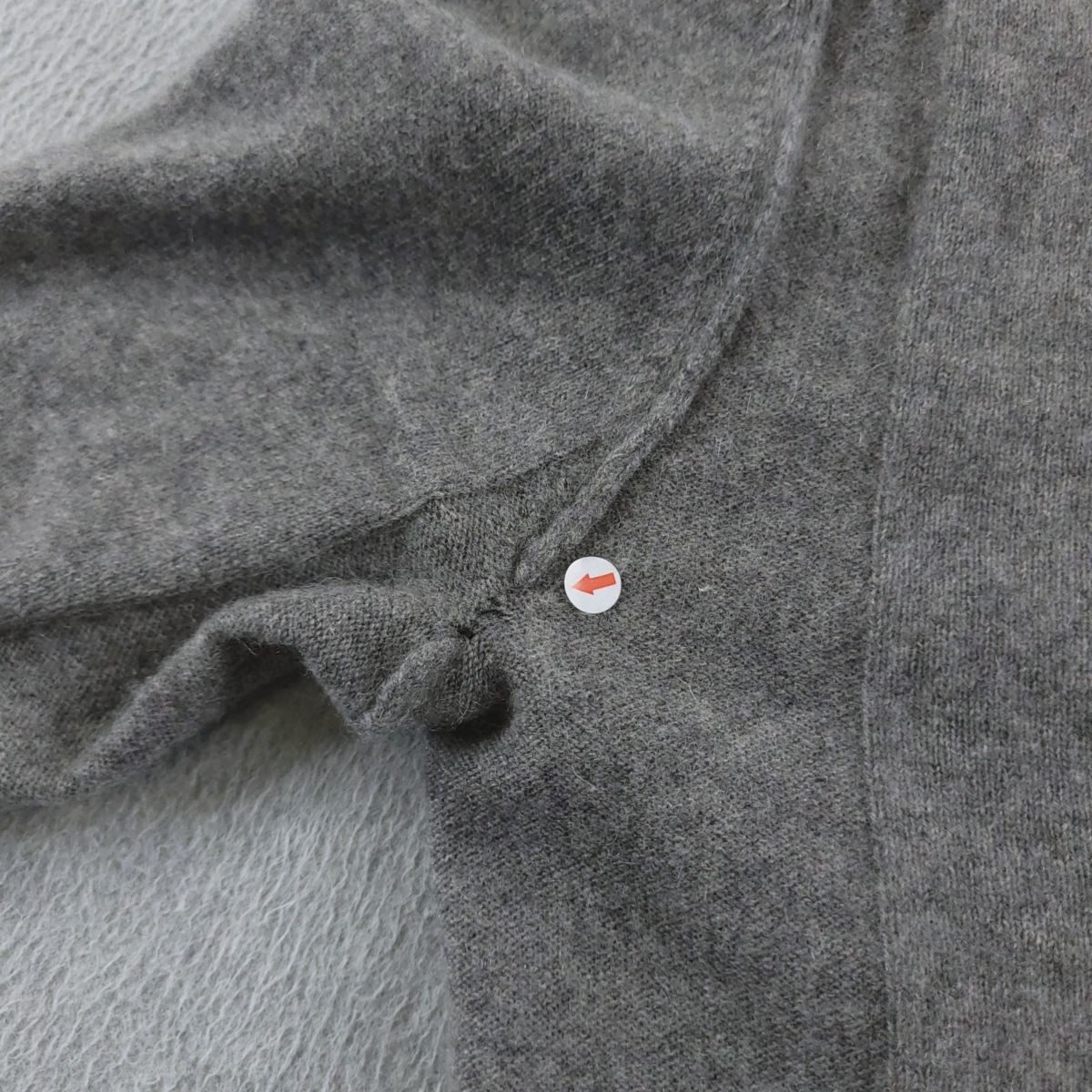 Tahari Sweater Womens M Gray 100 2 Ply Cashmere Zip Shoulder Ribbed Hem FLAW