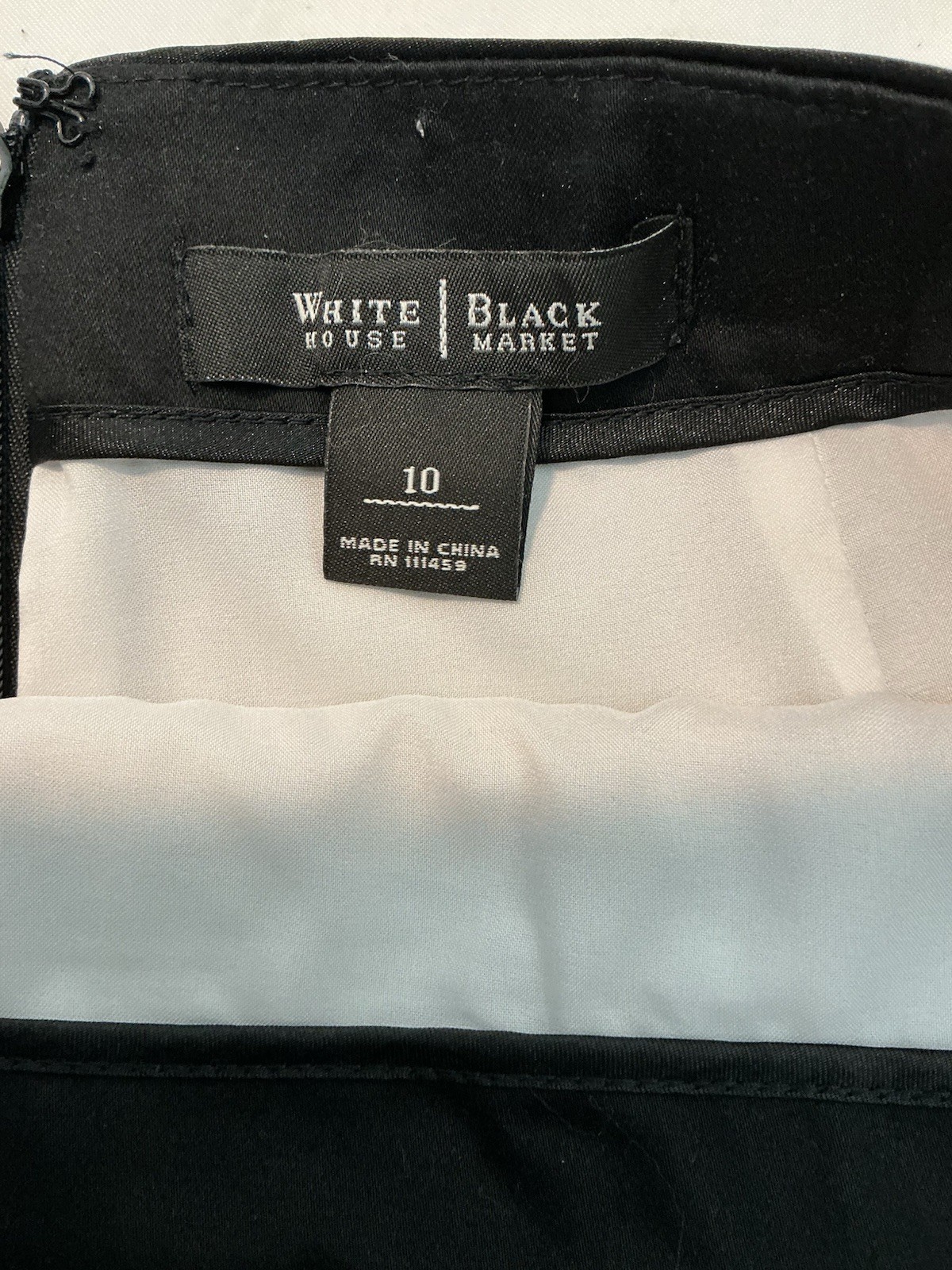 White House Black Market WHBM Bold Black & White Floral Pencil Skirt 10