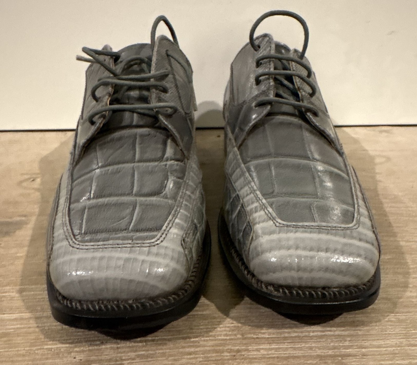 LibertyZeno Lucifer Men’s Silver Crocodile Print Dress Shoes Size 7