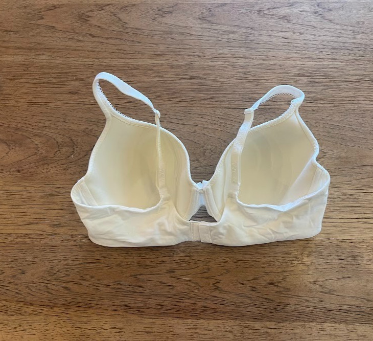 Victoria’s Secret White Logo 34DDD Body By Victoria Lined Full Coverage Bra VS