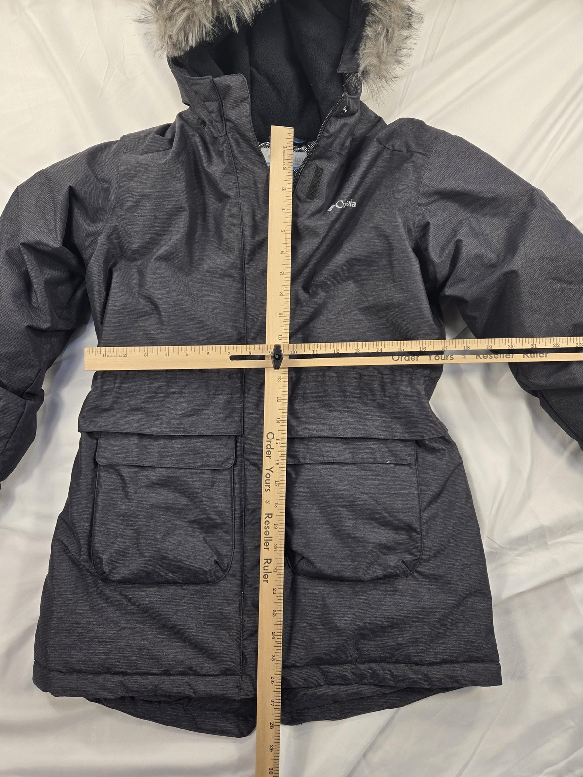 Columbia Coat Girls Youth XL Gray Hooded Faux Fur Parka Insulated Pockets Warm