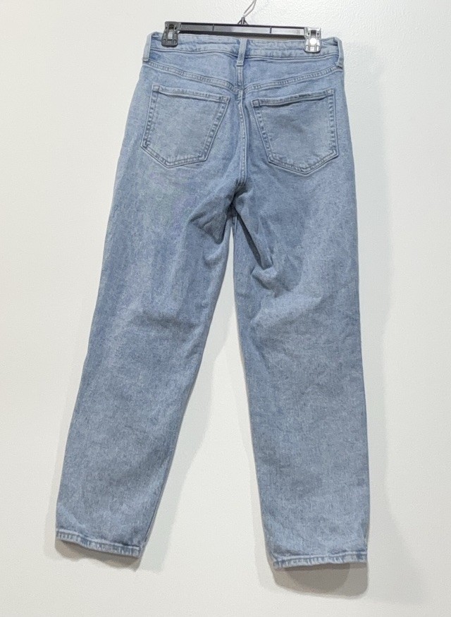 Old Navy Womens Straight Jeans Light Wash Blue Denim Distressed Button Zip 4