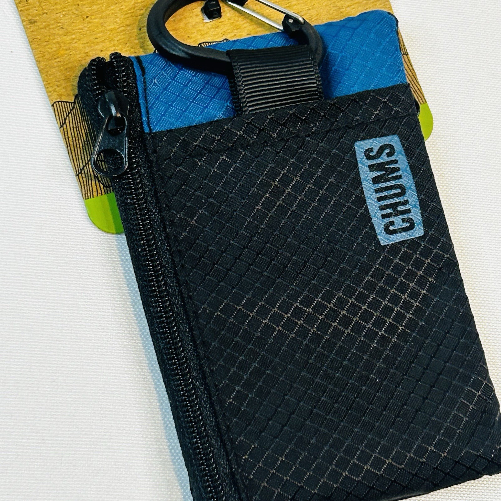 Chums Wallets License Holder Black Blue ID Holder Zipper Keyring