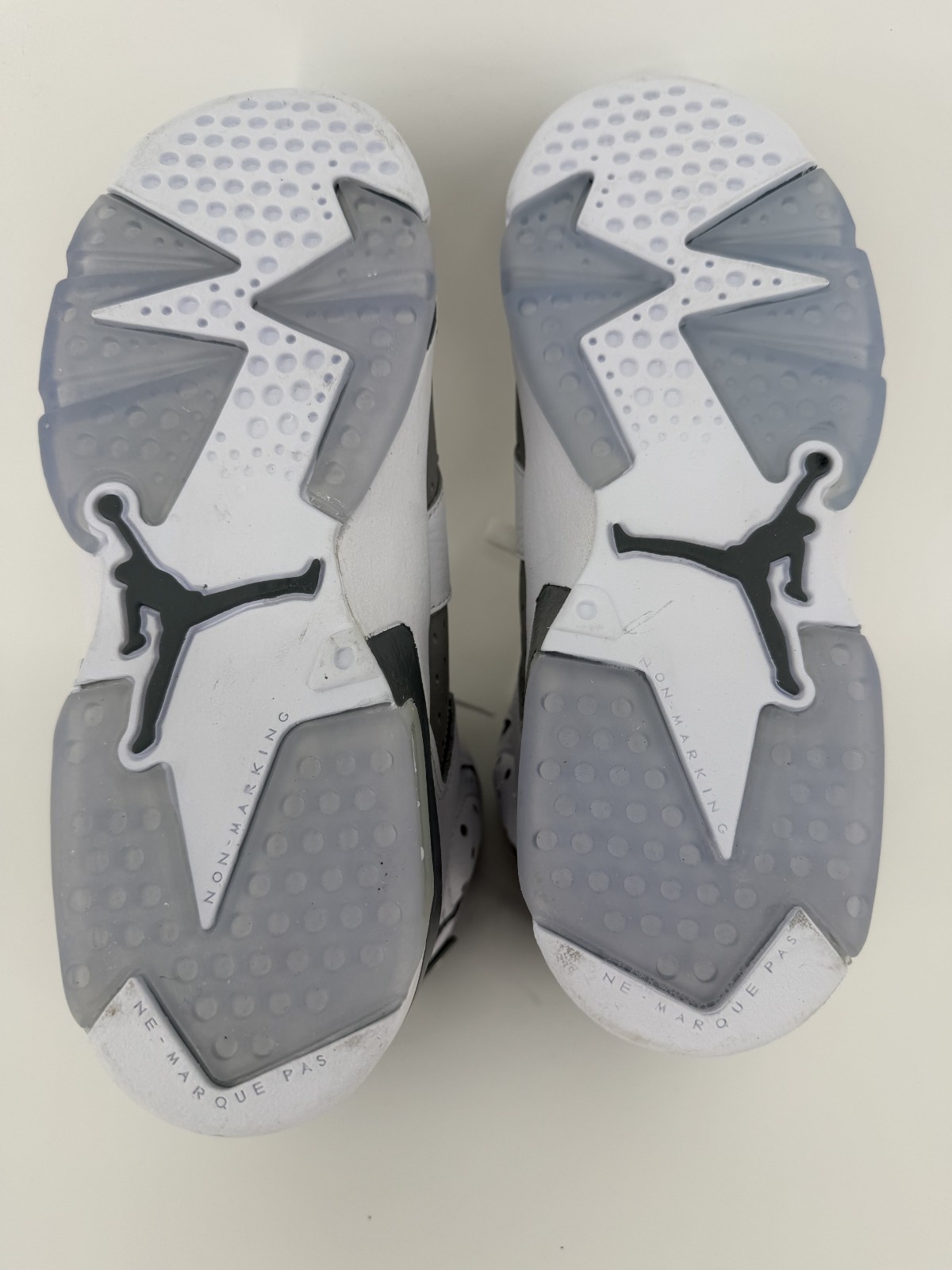 Nike Air Jordan 6 Retro Cool Grey GS 384665-100 Youth Size 5Y Sneakers