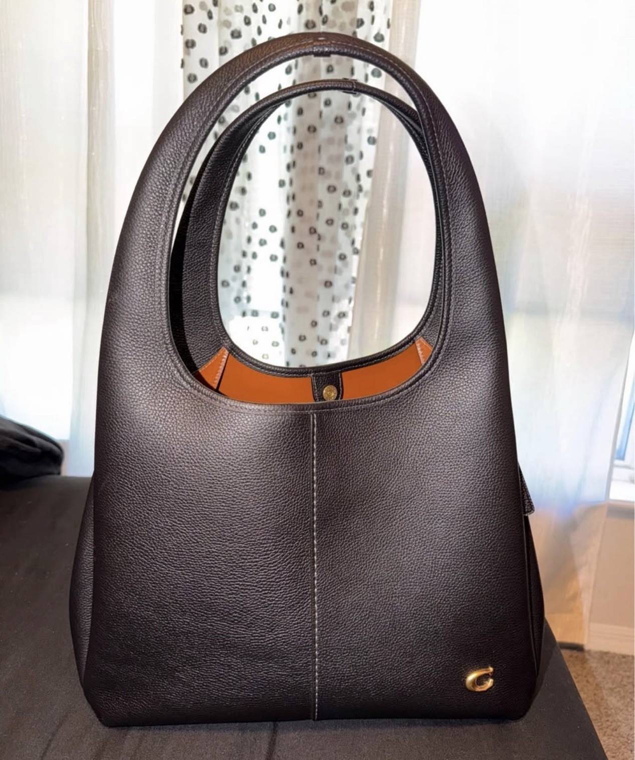 Lana Coach shoulder bag Authentic