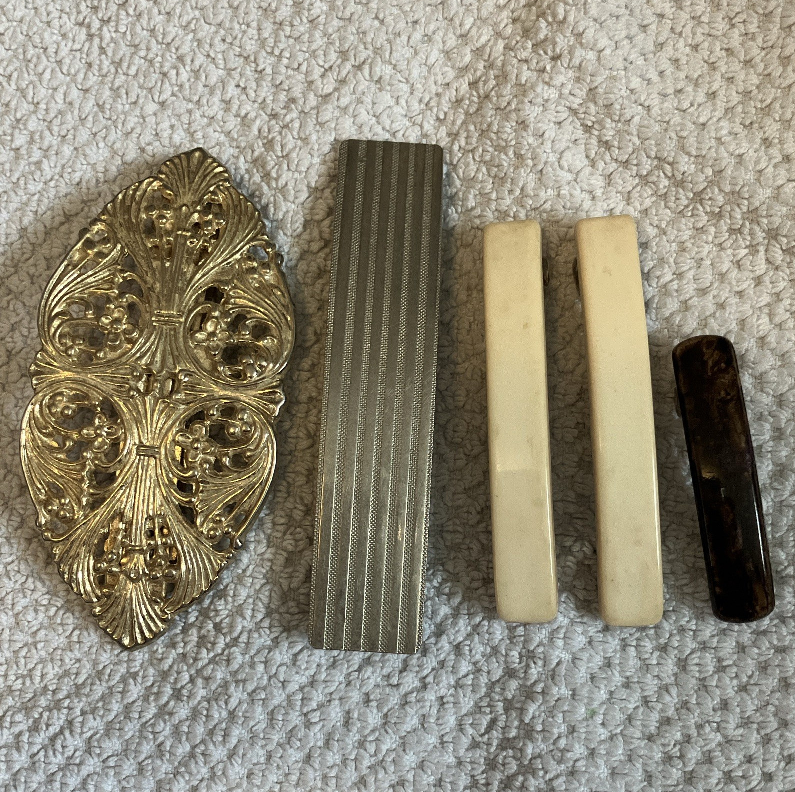 Vintage Mixed Metal & Plastic Hair Barrettes Lot of 5 Gold Silver Beige Brown
