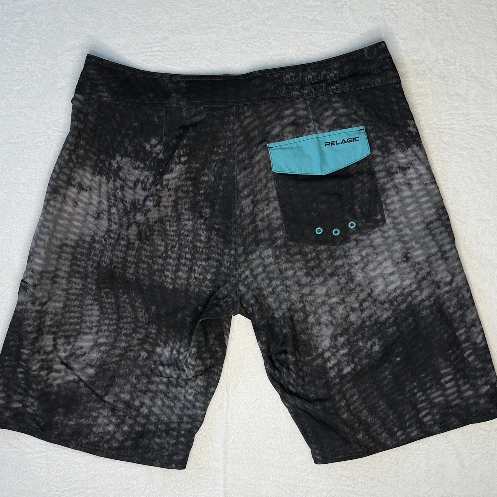 Pelagic Argonaut Board Shorts Mens 36 Fish Scale Camo Fishing Surf Beach