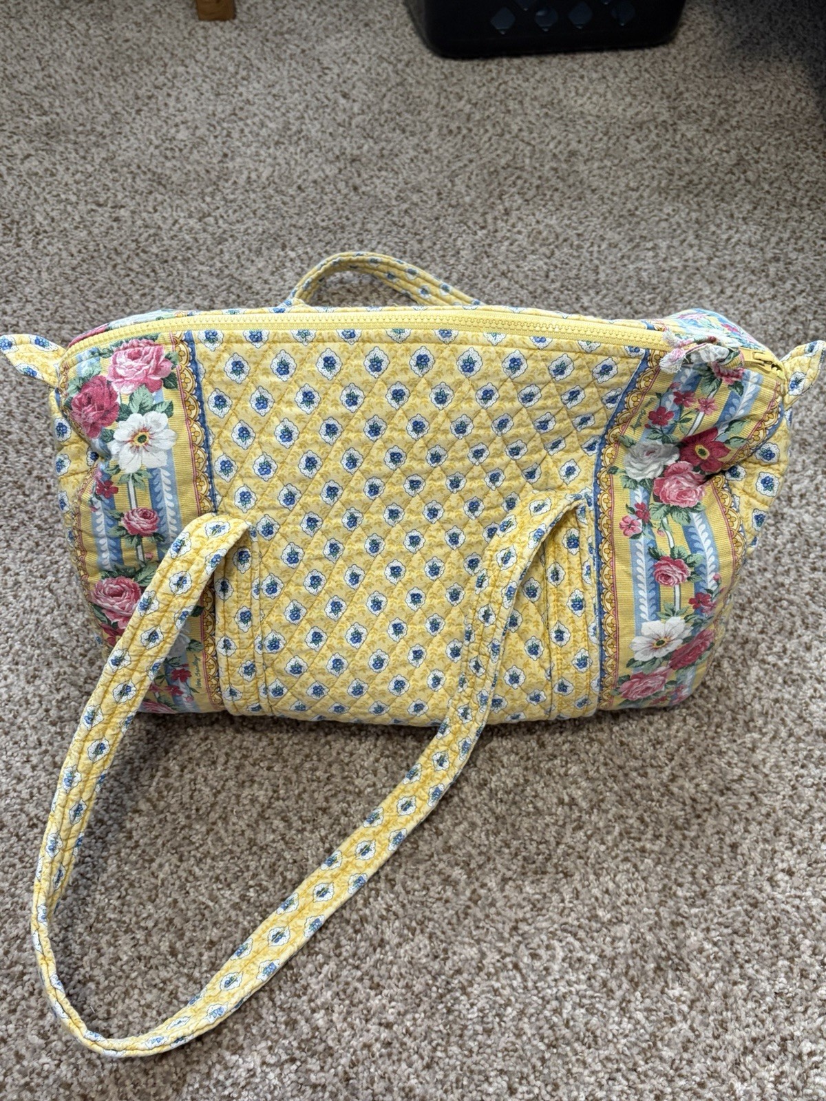 VTG Rare Vera Bradley Elizabeth Retired Small Duffel Handbag Yellow Rose Floral