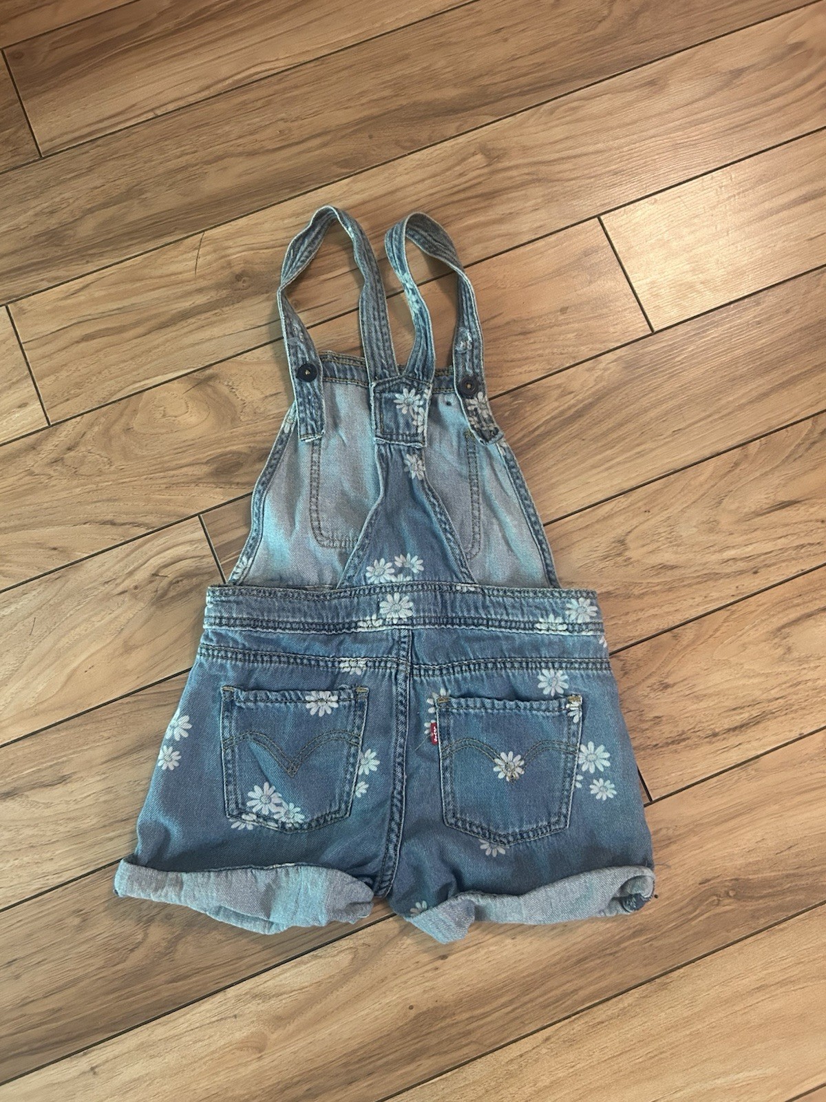 Levi’s Shortalls sz 10 Reg Relaxed Girls Shorts Overalls flower pattern Summer