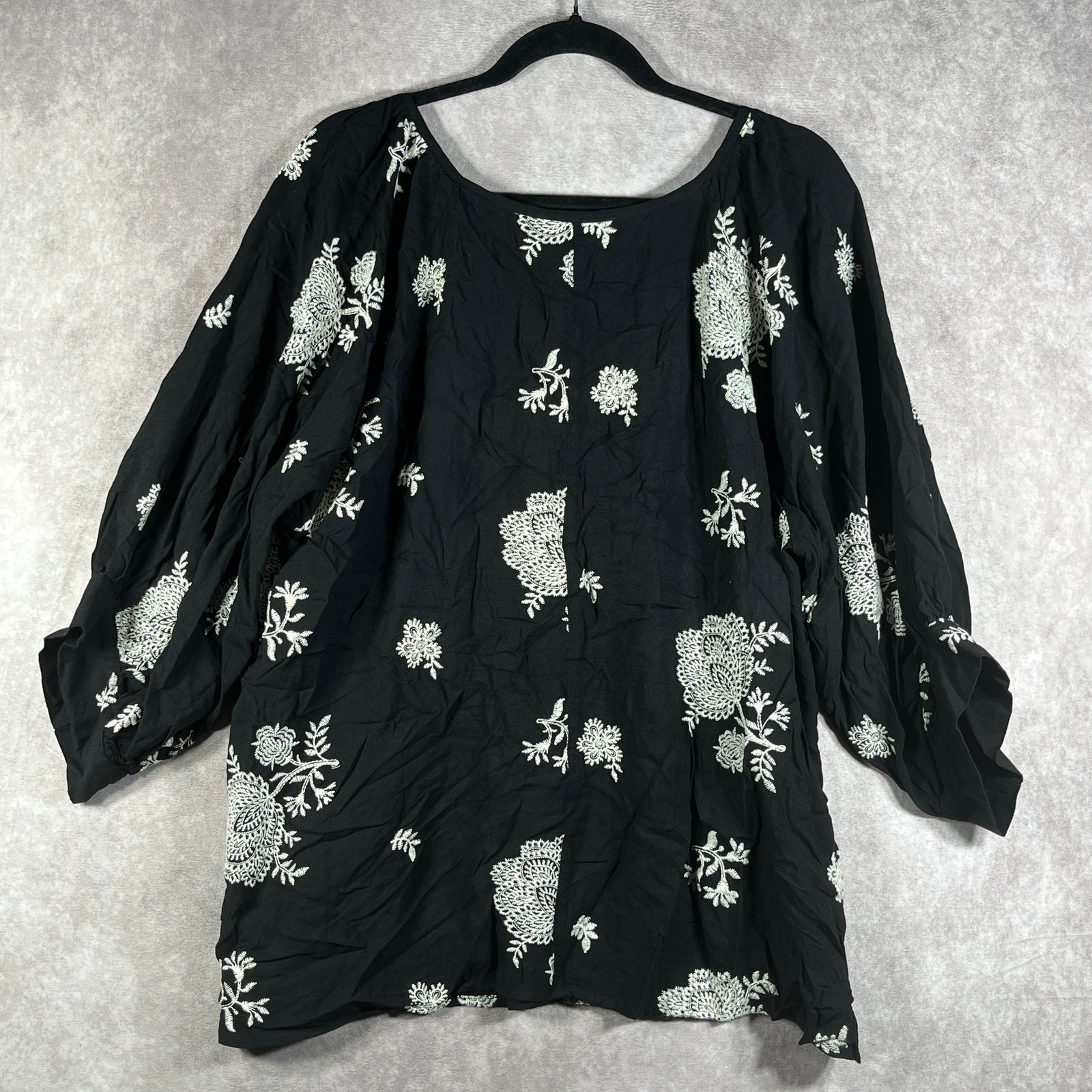 Karen Kane Top Womens Size 2X Black Embroidered V-Neck Boho Office Work Casual