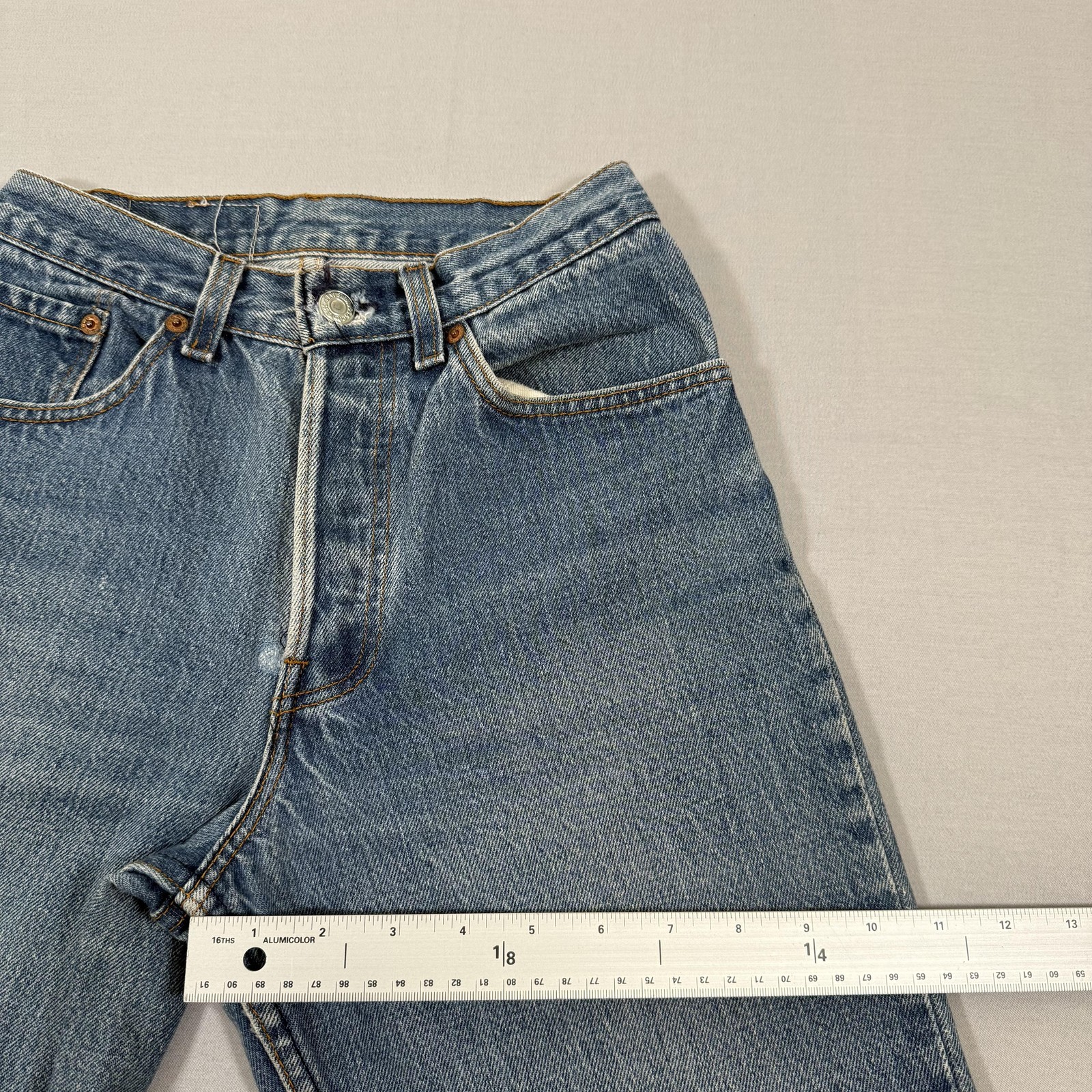 Vintage Levis Jeans Womens 24×30 Blue 501 Straight Fit Denim Pants 80s 90s USA