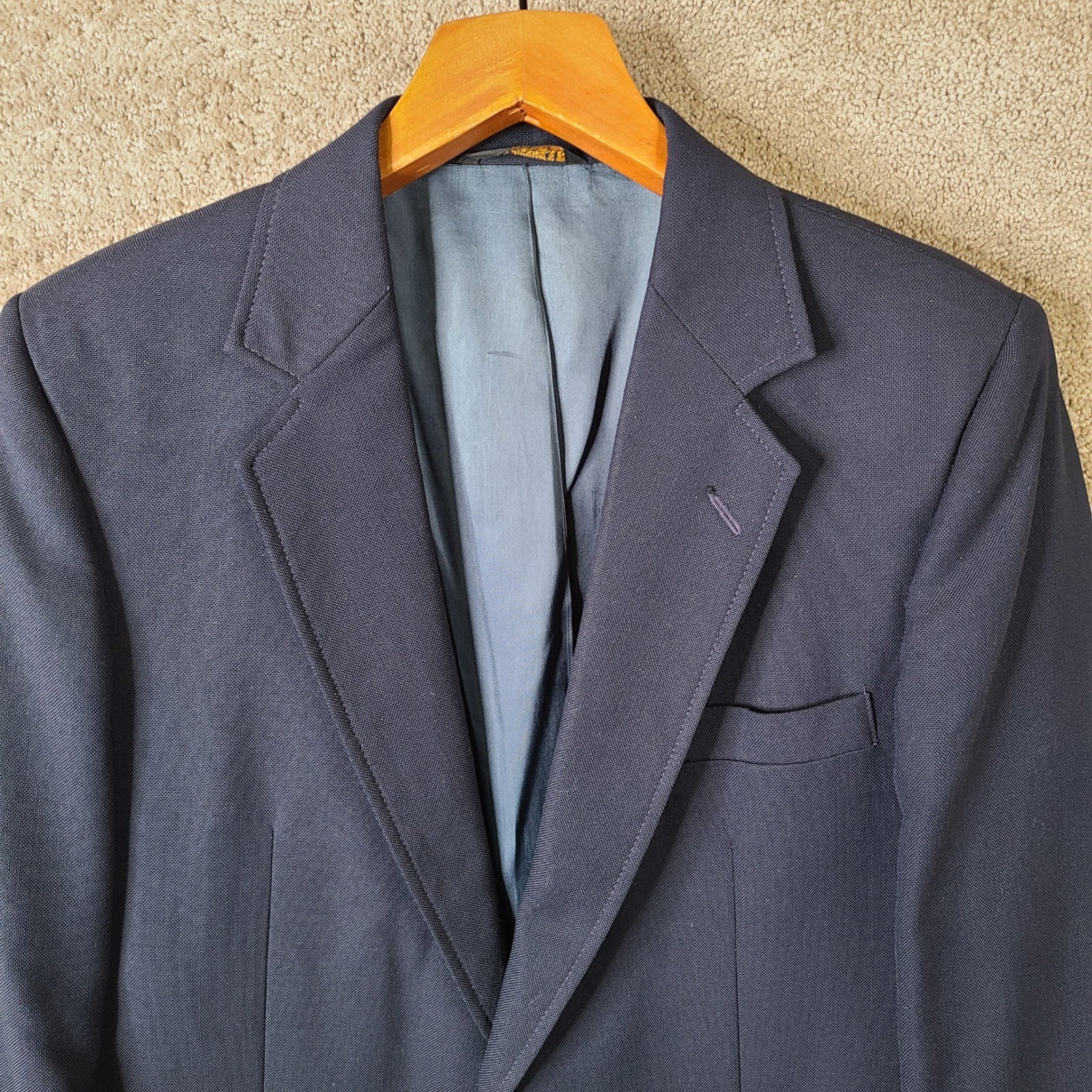 Haggar Imperial Jacket Mens 40R Navy Blue Sport Coat Gold Crest Buttons USA