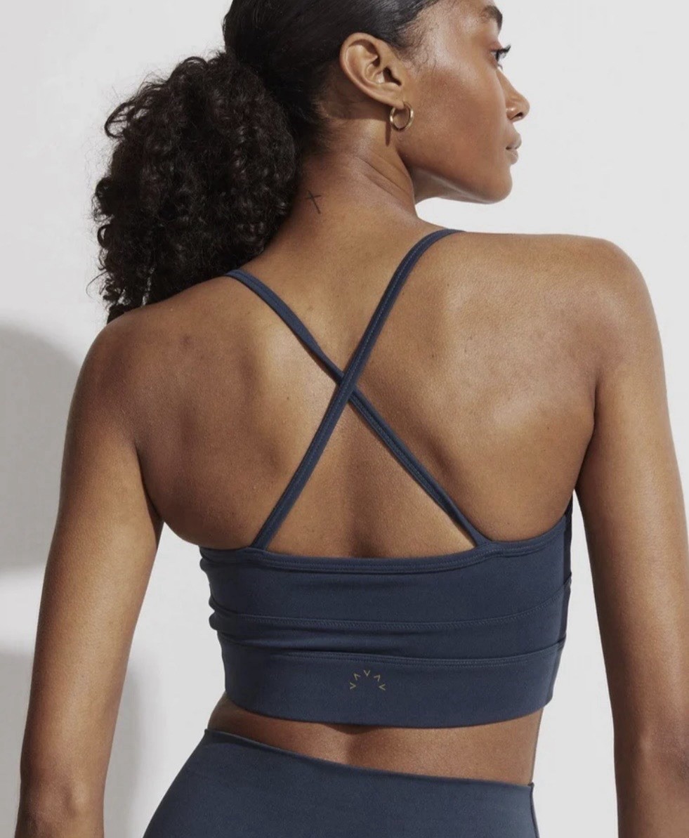 Varley Always Irena Navy Solid Crossback Wireless Pullover Sports Bra S A