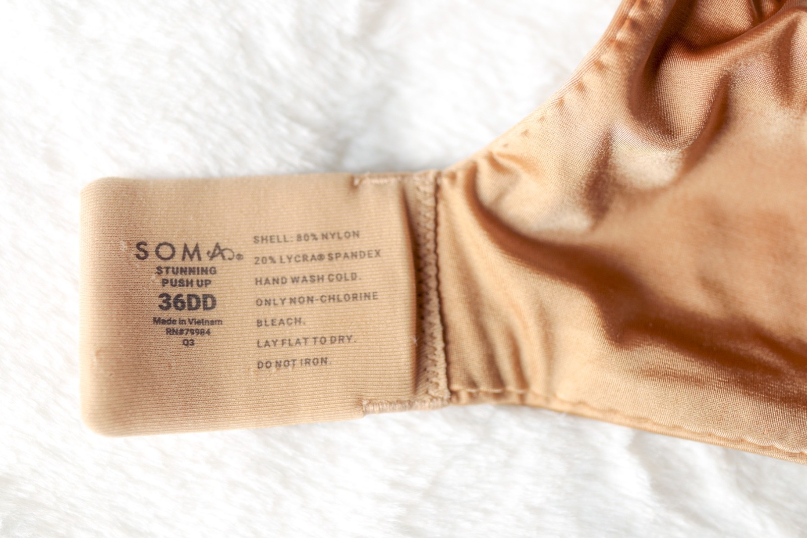 Soma Stunning Push-up Padded Molded Seamless Plunge T-shirt Bra 36DD Beige