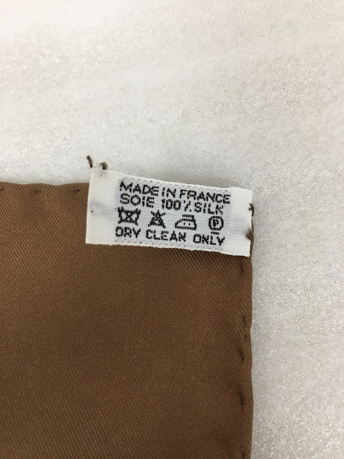 HERMES Carre 90 Polyfil Reverie Scarf Brown Silk Made in France Used