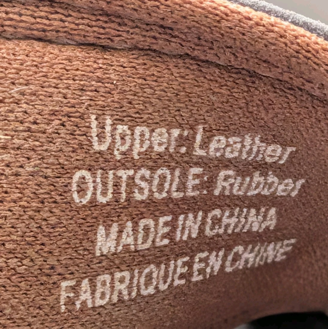 OluKai Nui Mens US 10 EU 43 Sandals Brown Leather Flip-Flops Thongs Beach