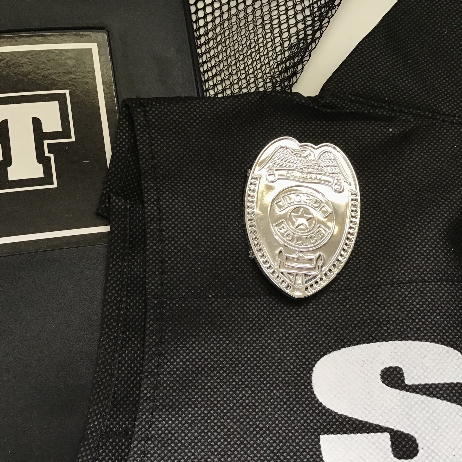 SWAT STRIKEFORCE TEAM Police Toy Set KIDS VEST SHIELD GRENADES HANDCUFF BADGE ++