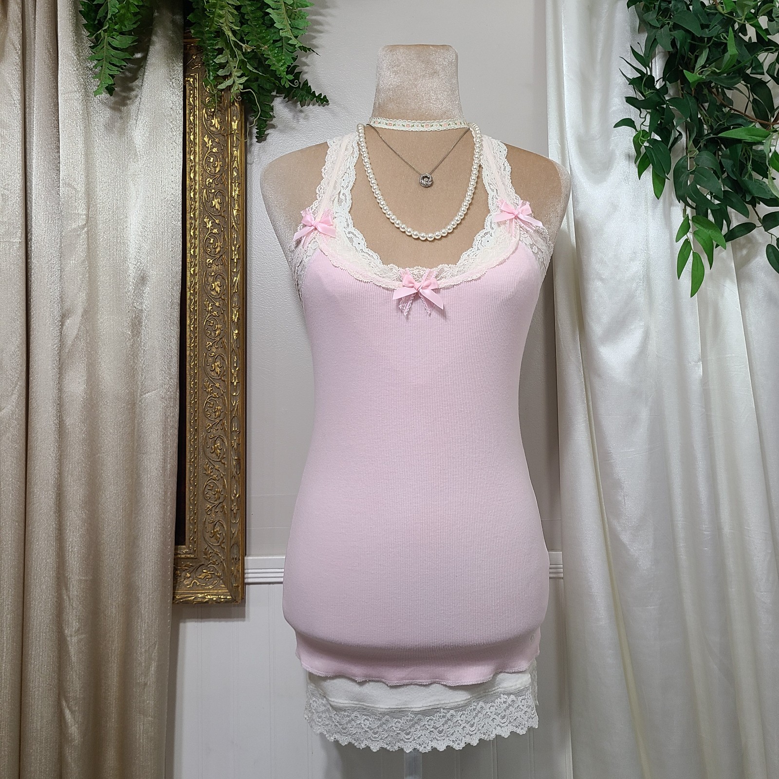 ♡ Y2K ♡ Abercrombie And Fitch Baby Pink Lace Razorback Cami Tank Top Vintage