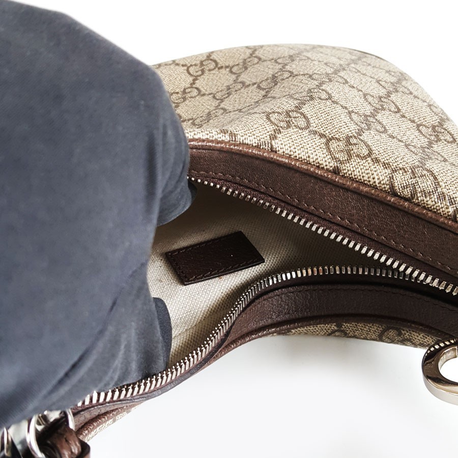Gucci Attache beige GG supreme canvas small women’s shoulder crossbody handbag