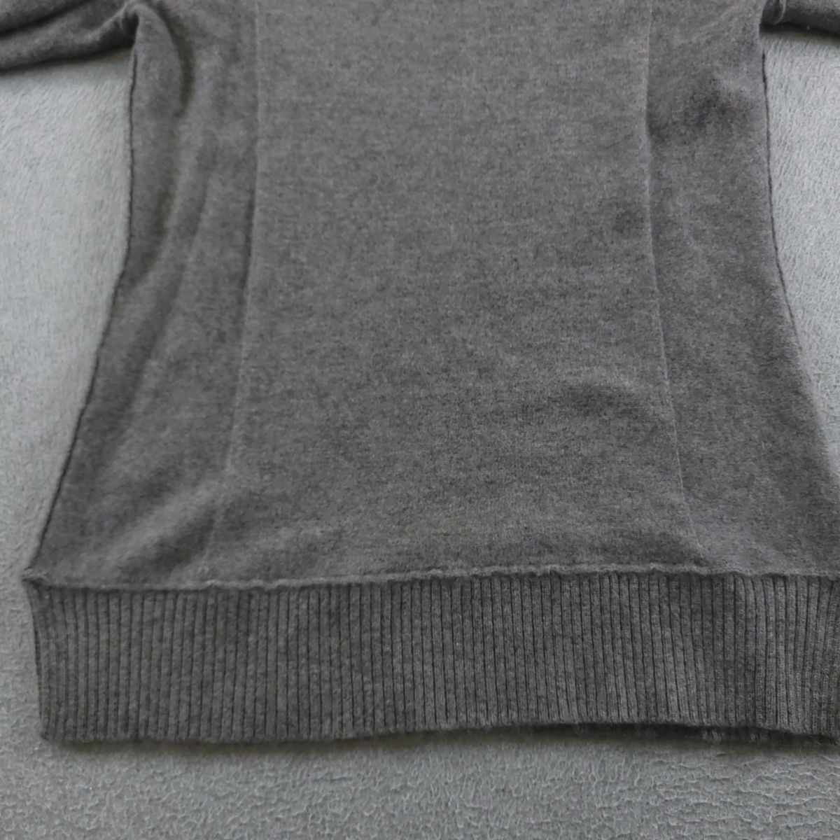 Tahari Sweater Womens M Gray 100 2 Ply Cashmere Zip Shoulder Ribbed Hem FLAW