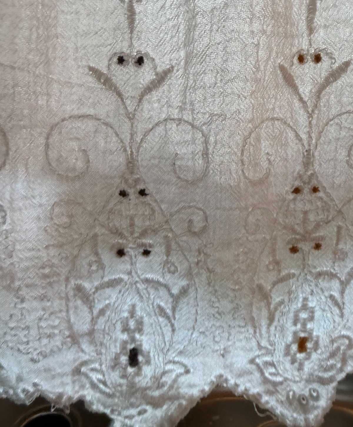 Lucky Brand Boho White Eyelet Embroidered Peasant Bouse Cotton Embroidered Med