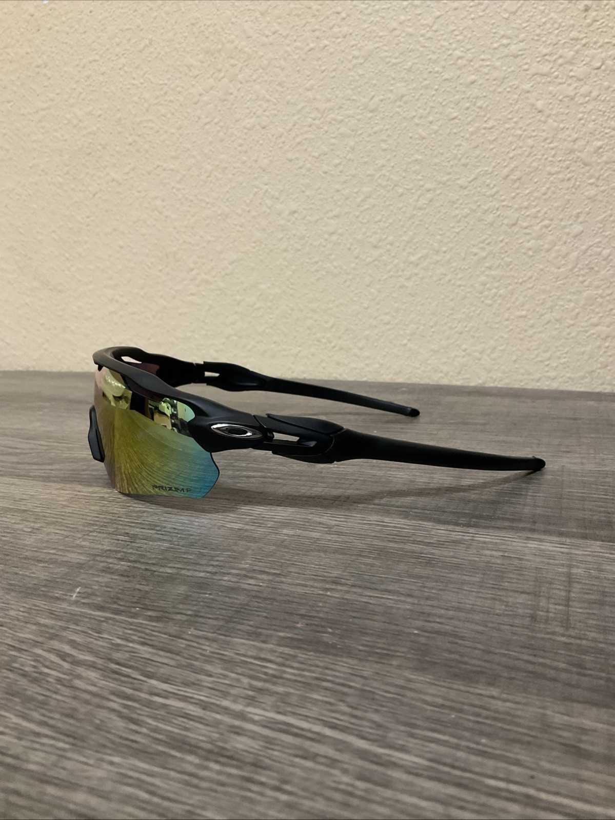 NEW Oakley 009208 Radar Ev Path Men’s Sunglasses Black Frame – Green Prizm Lens