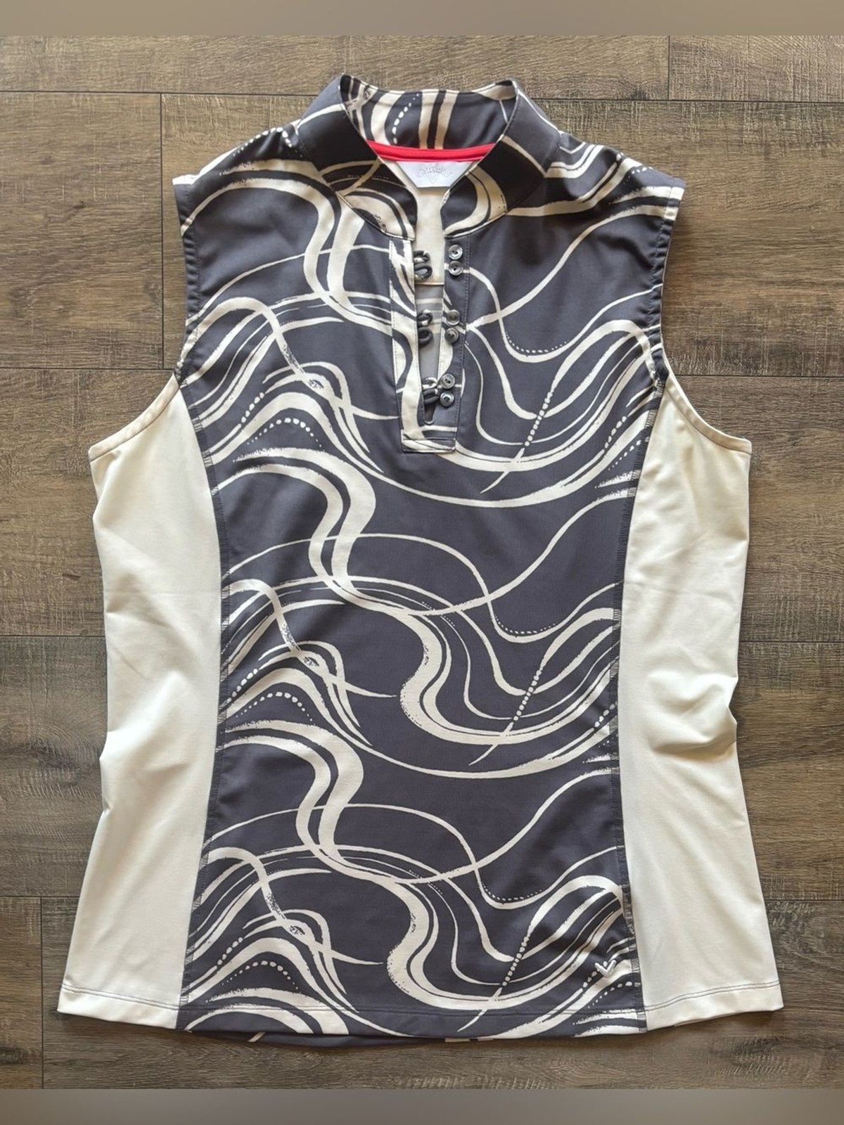 Callaway women’s size L quarter button collar sleeveless swirl print golf shirt