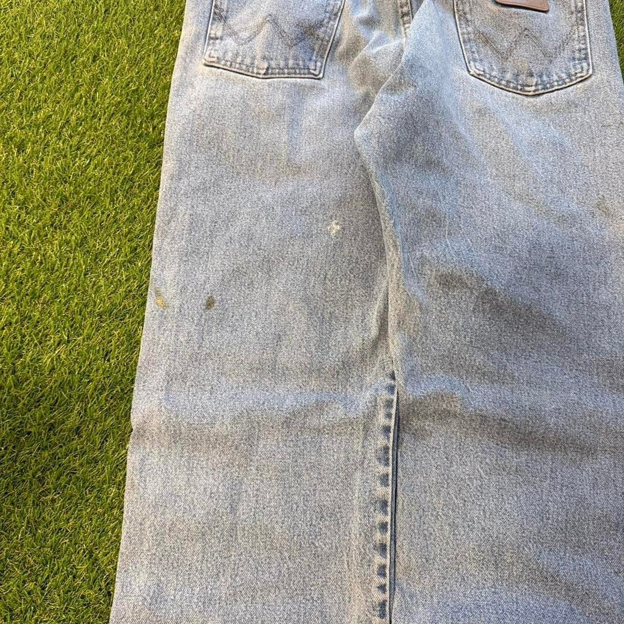Wrangler Cowboy Cut Straight fit light wash jeans 35×34