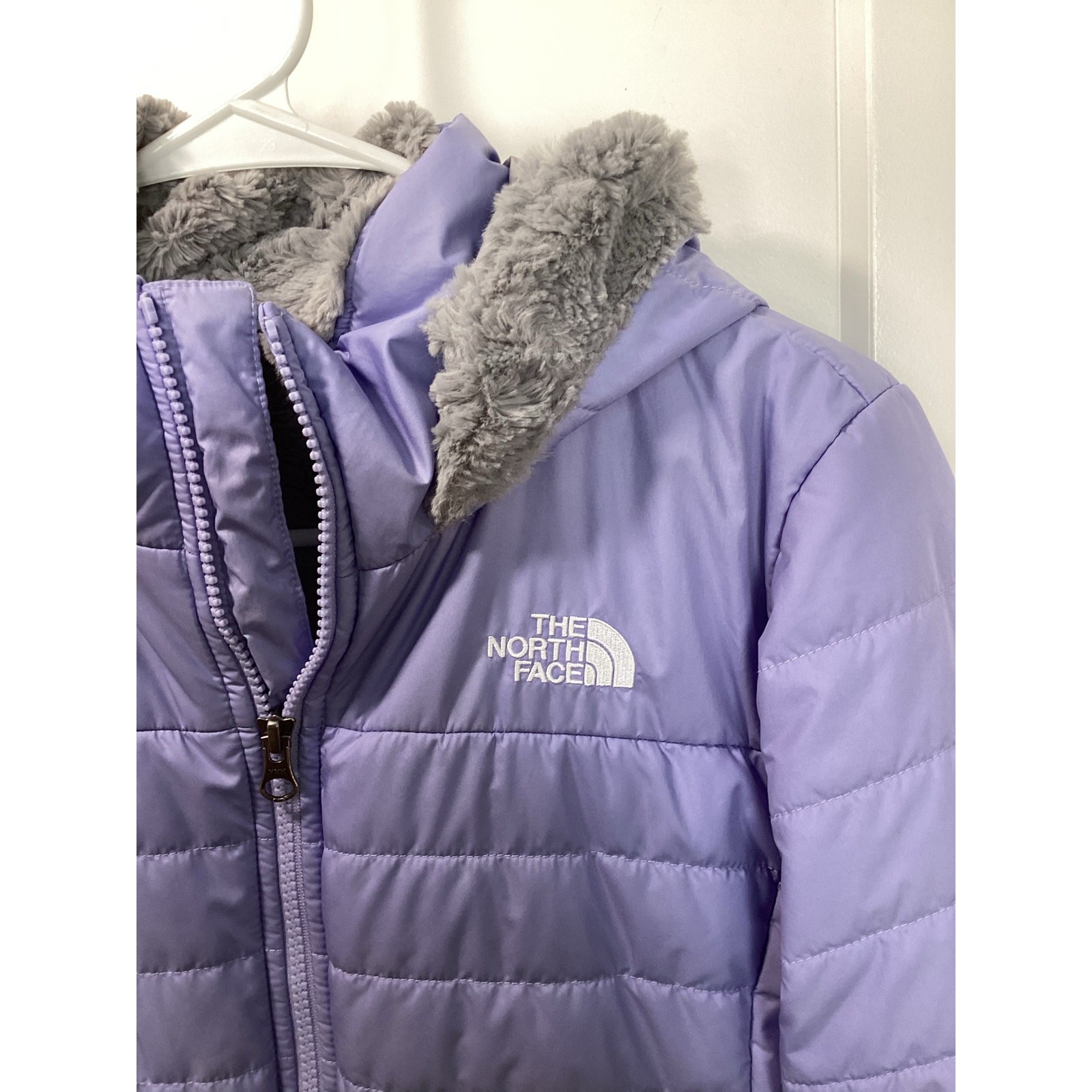 The North Face Girl’s Reversible Mossbud Swirl Parka Jacket Purple Size Large