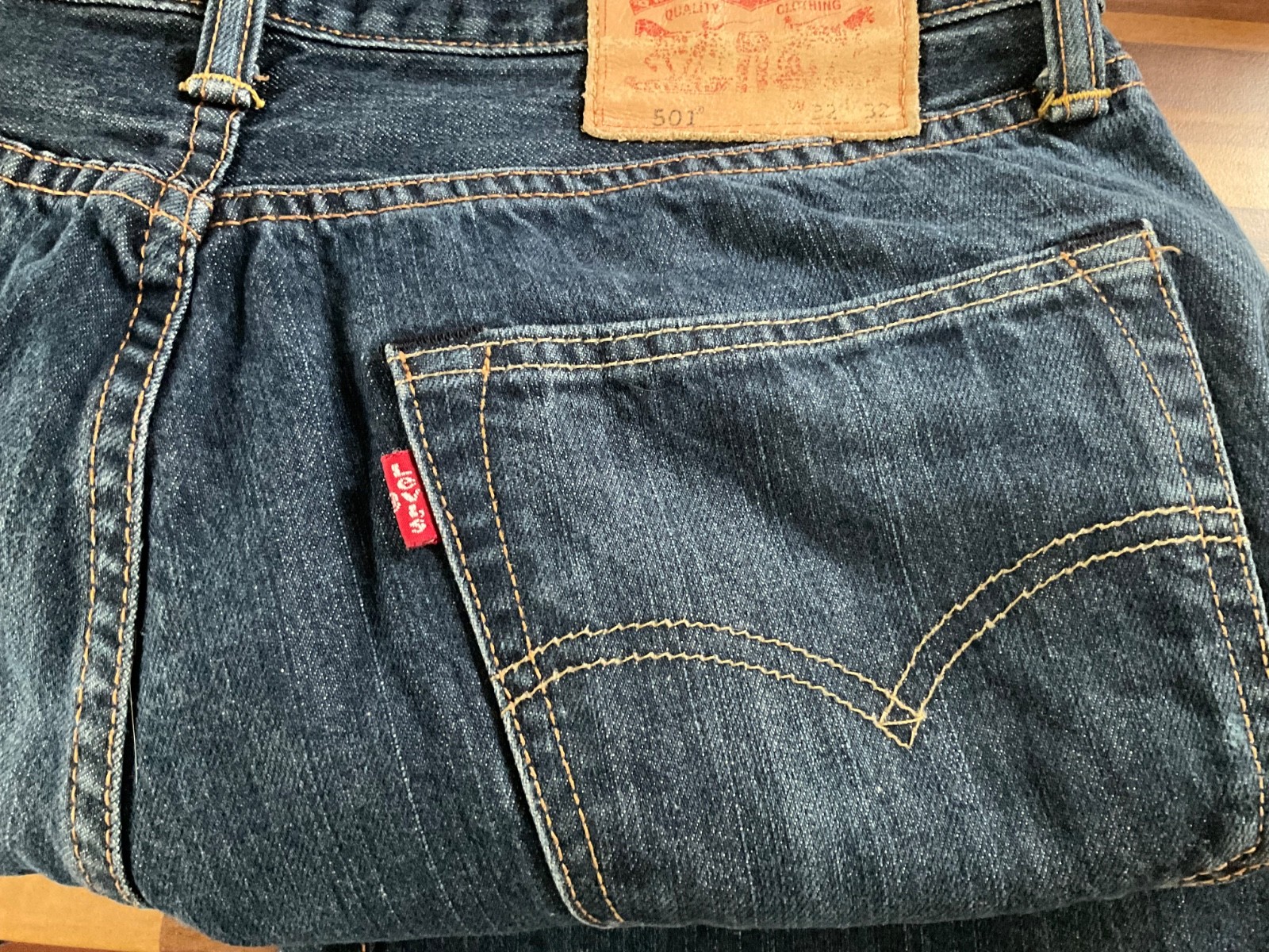 Levi’s 501 Dark Blue Button Fly Denim Jeans W32 L32 Mens
