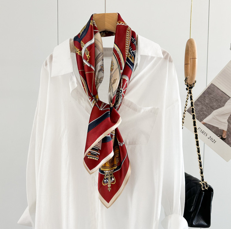 100% Silk Mulberry 90X90cm Scarf For Women Neckerchief Wrap White wheel Print