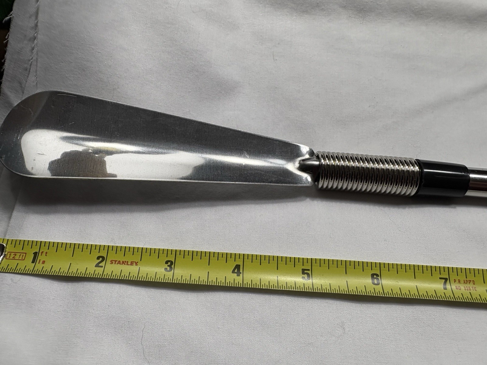 24-Inch Flexible Jockey Shoe Horn (Metal)