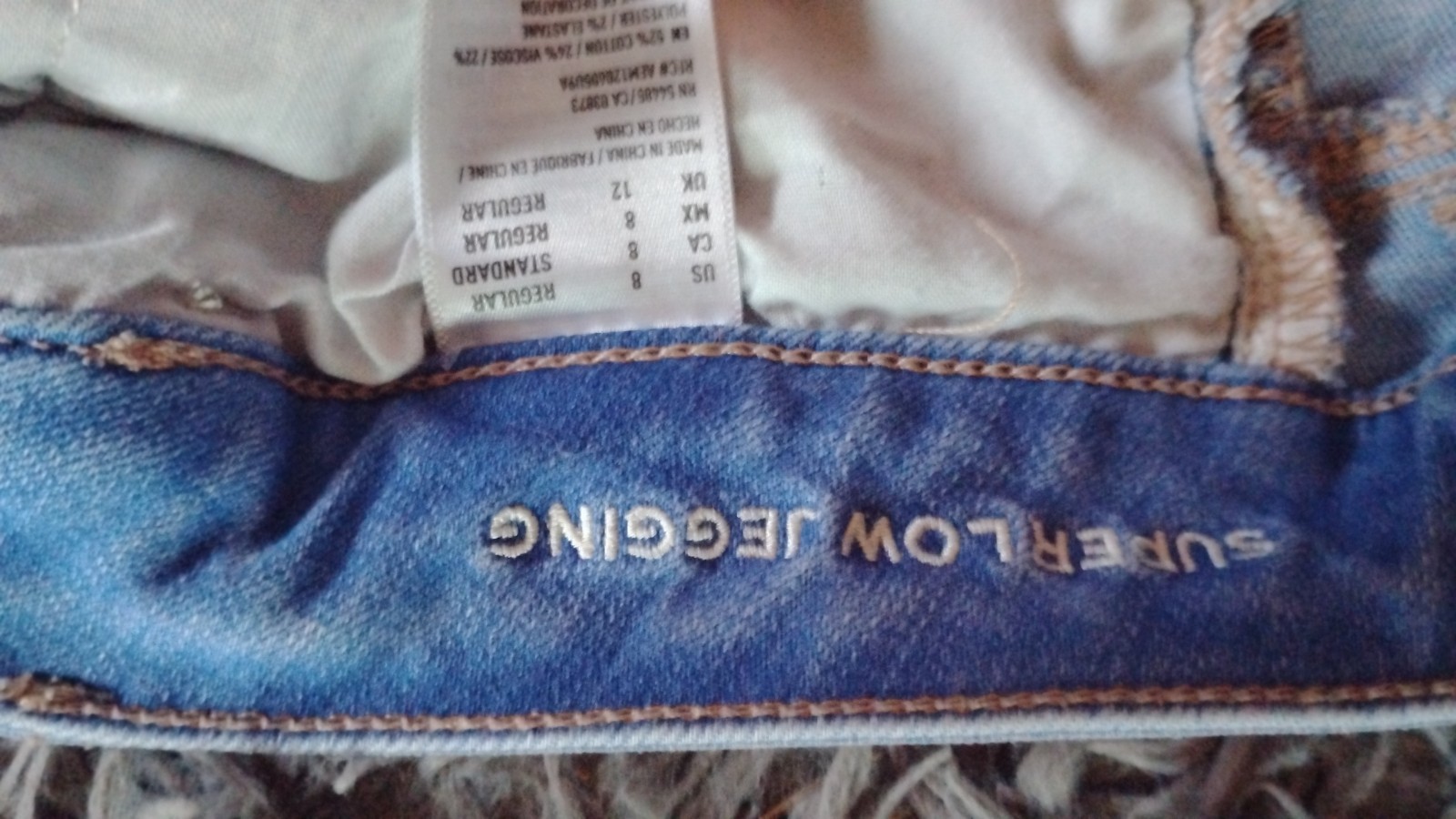 American Eagle Super Low Jegging Size 8 Regular Light Wash